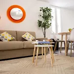 Au Coeur De Apartment