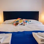 Au Coeur De *