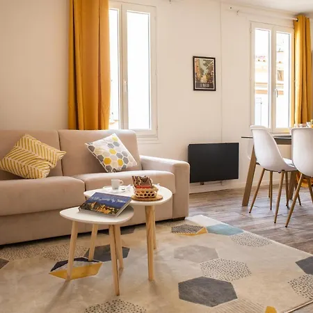 Apartment Au Coeur De *