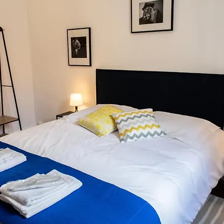 Au Coeur De Перпиньан